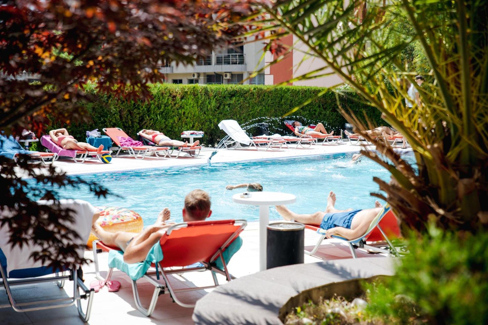 סאני ביץ' Biato Apartments מראה חיצוני תמונה