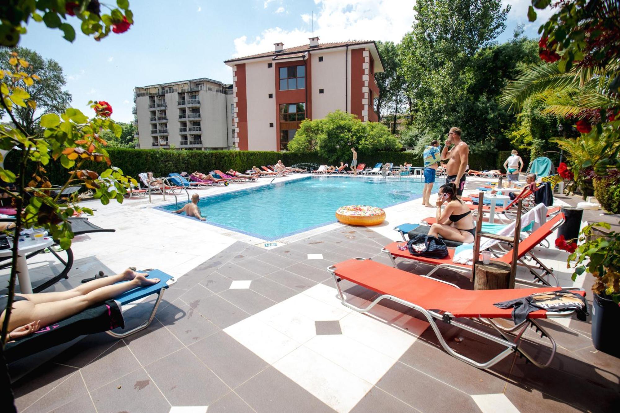 סאני ביץ' Biato Apartments מראה חיצוני תמונה