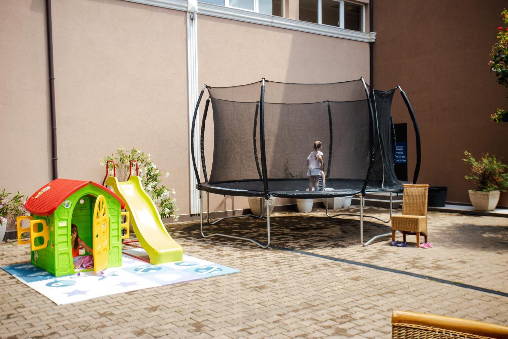 סאני ביץ' Biato Apartments מראה חיצוני תמונה