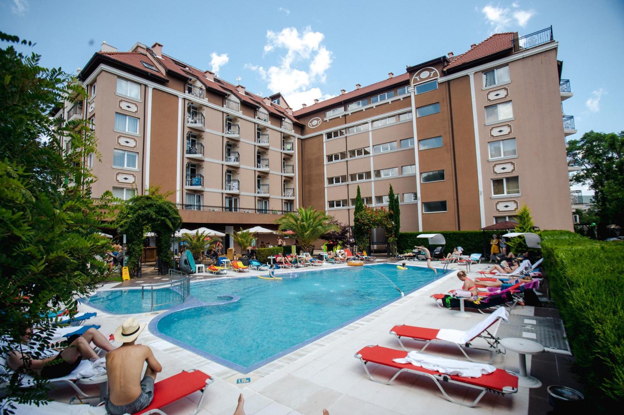 סאני ביץ' Biato Apartments מראה חיצוני תמונה