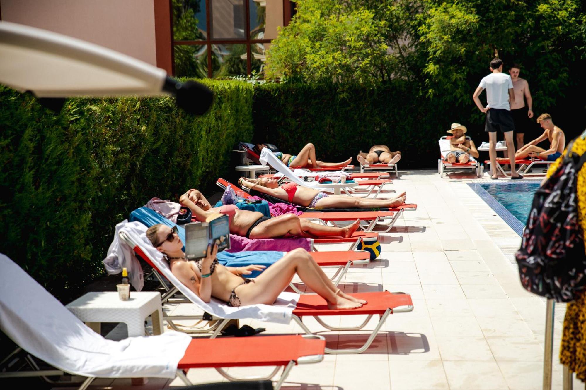 סאני ביץ' Biato Apartments מראה חיצוני תמונה
