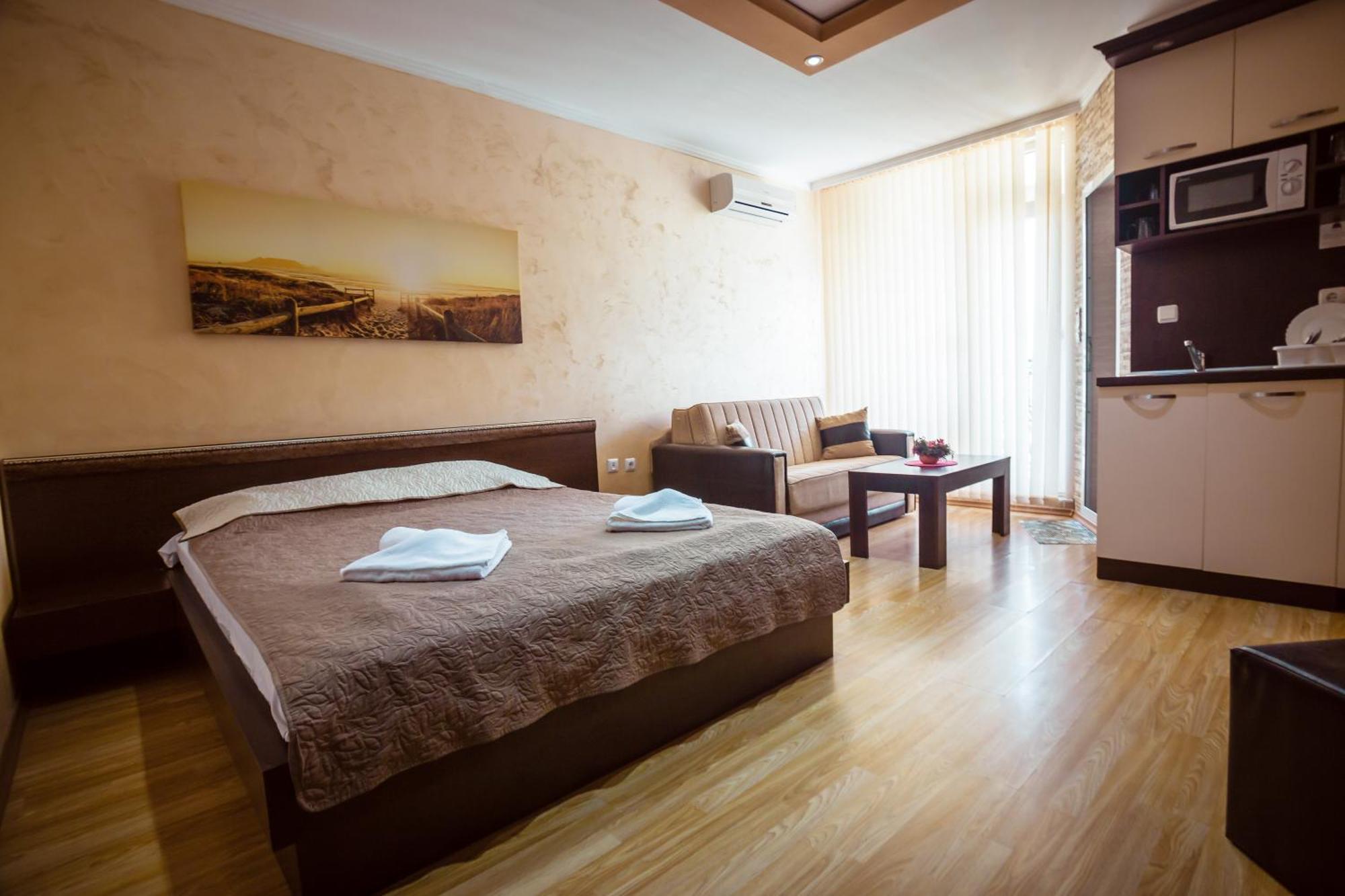 סאני ביץ' Biato Apartments מראה חיצוני תמונה
