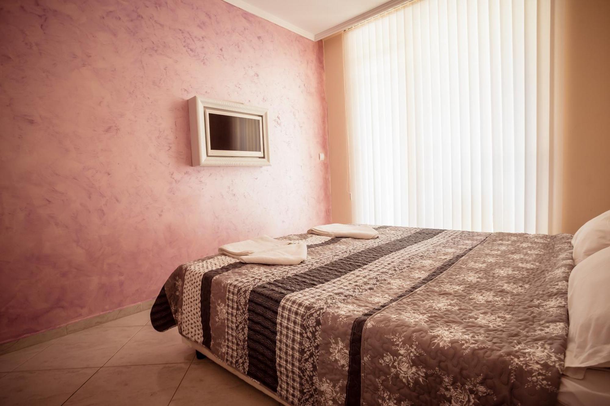 סאני ביץ' Biato Apartments מראה חיצוני תמונה